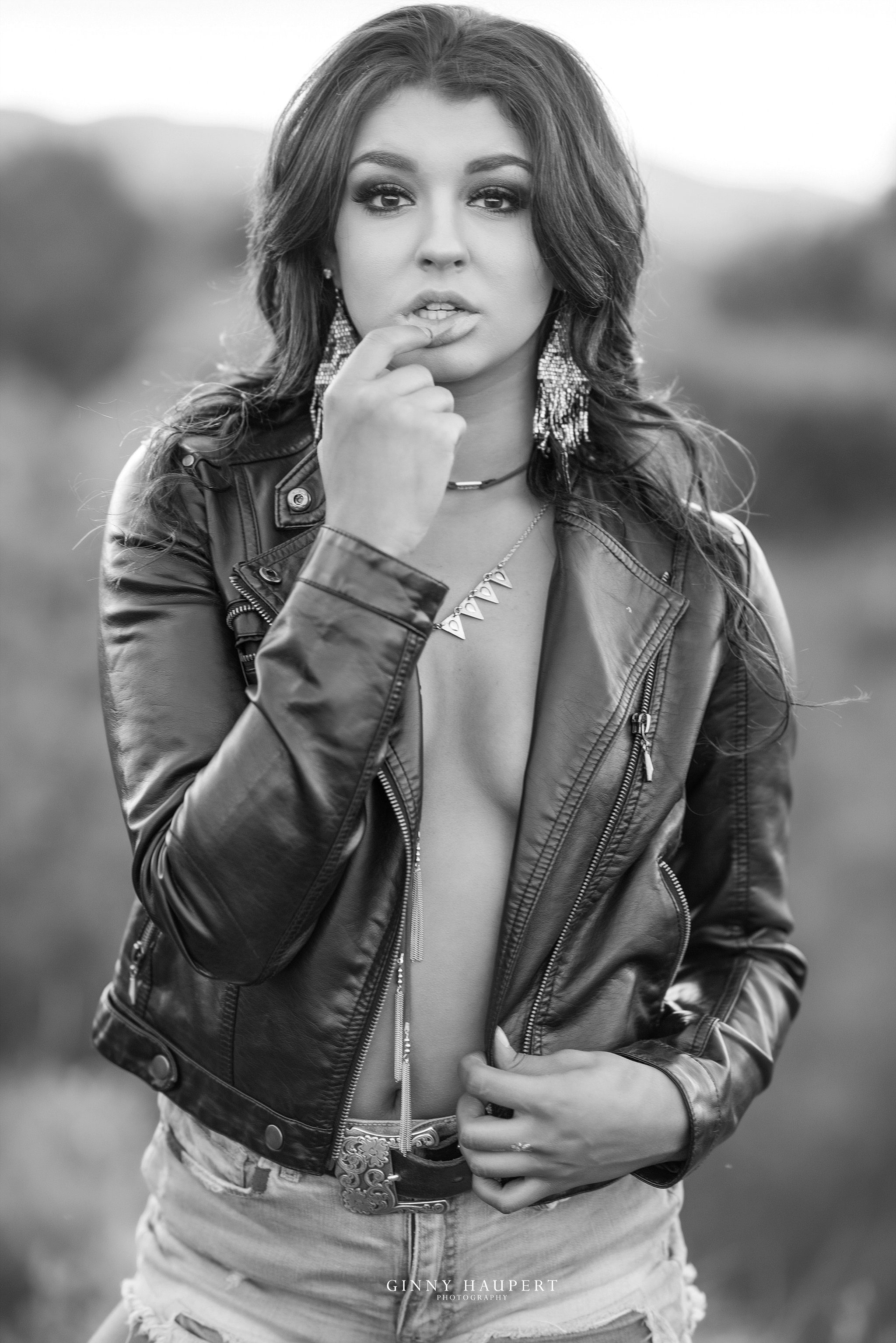 denver boudoir, fort collins boudoir, wyoming boudoir, cowgirl, western, country, style, outdoor