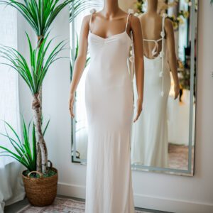 Oh Polly Stretch Knit White Gown with Flowers (8)