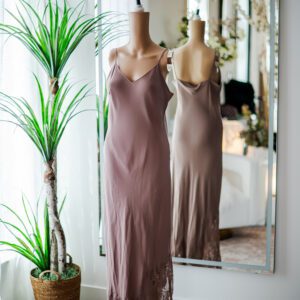 Gold Hawk Mauve Satin Slip Dress (M)